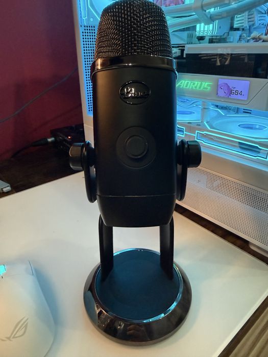 MIKROFON USB Blue Yeti X Logitech KOMPLET pudełko stojak kabel + osłona deadcat miś. UŻYWANY, 100% SPRAWNY