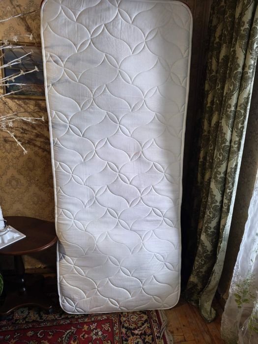 Продам матрац 190х80х20