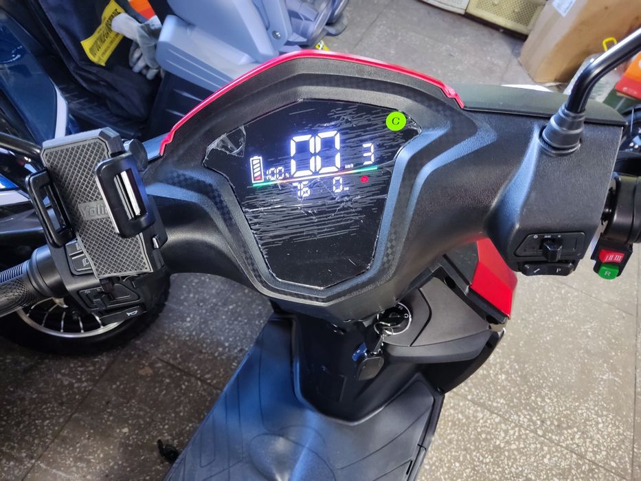 FORTE LEON електроскутер 2500 ват.