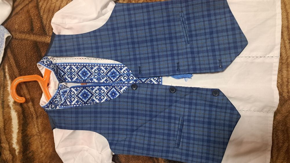 Стильний нарядний костюм трійка для хлопчика