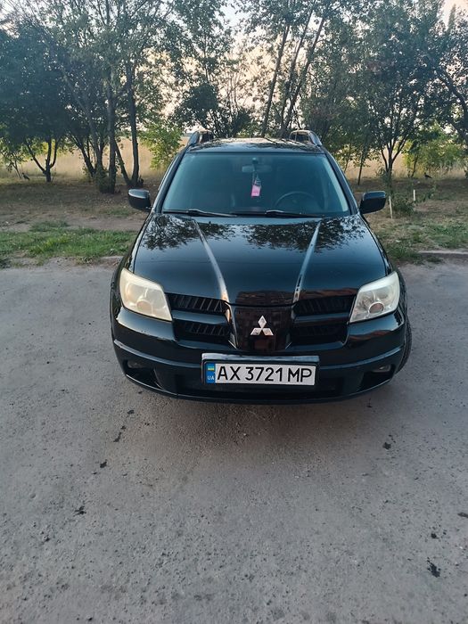 продам авто mitsubishi outlander 1