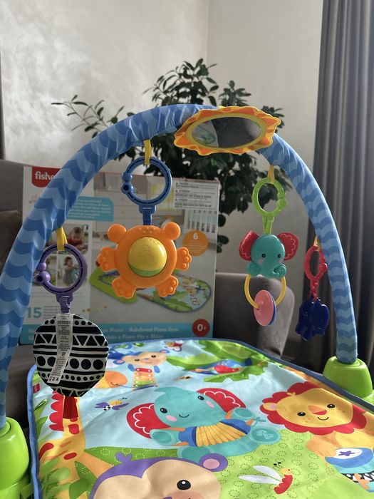 Розвивальний музичний килимок Fisher-Price Kick & Play Piano Gym