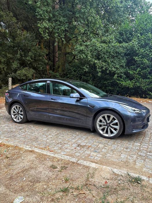 Tesla Model 3 Long Range 2021