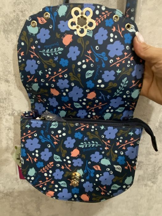 Ексклюзивна сумочка  Vendula London Piggy Bank Flap-over Crossbody