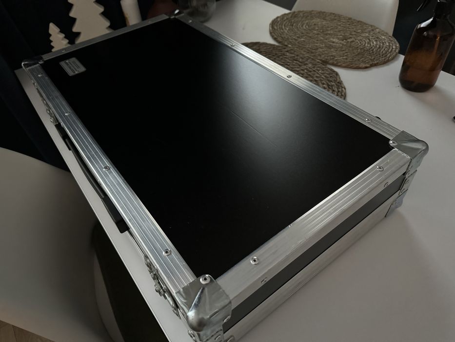 Kemper Profiler Stage + case + nowy Mission EP-1 BK