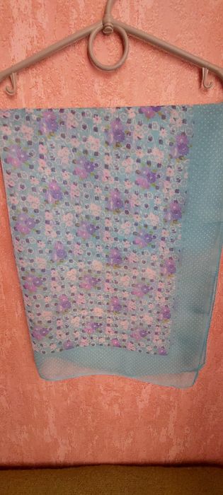 Женские платки на голову, шею.