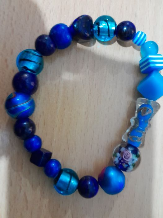 Pulseira em castanho e preto