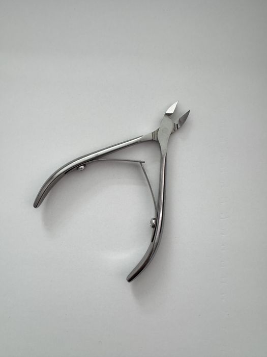 Інструменти для манікюру та педикюру