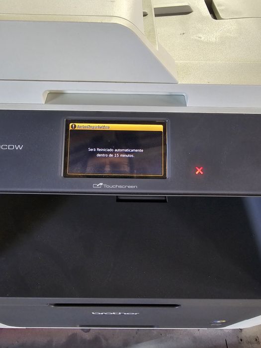 Impressora brother dcp-9020cdw para arranjar