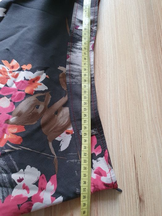 Spódnica taranko w kwiaty