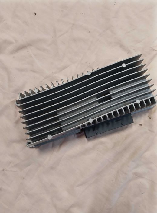 Audi A4 B8 Wzmacniacz radia 8R0.035.223.F