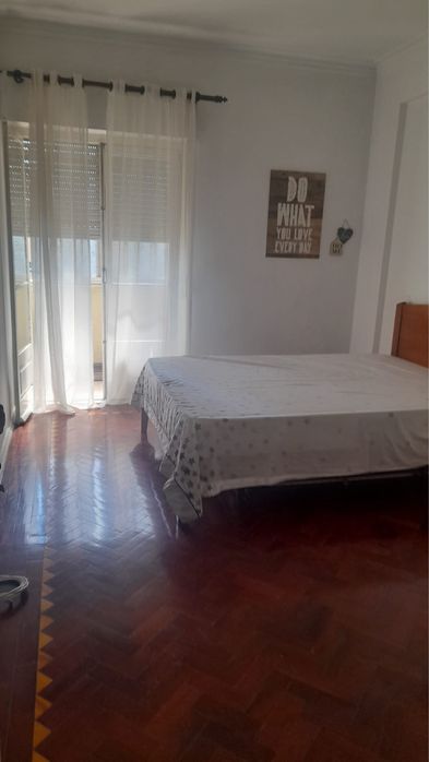 Quarto Diaponivel para entrada imediata