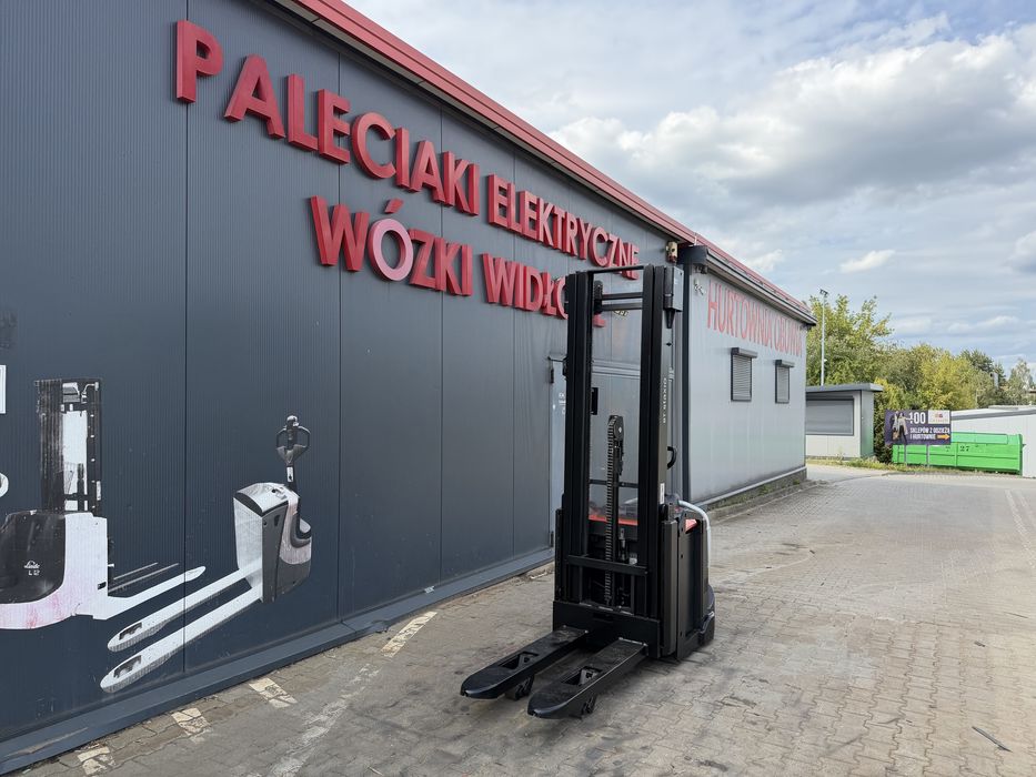 Wózek paleciak elektryczny Toyota Spe 160 L 540 cm 1600 kg wózek BT 2015 r