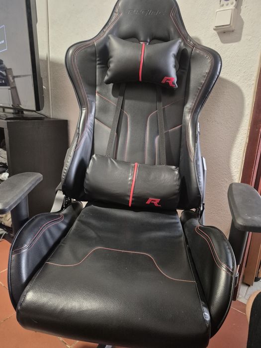 Cadeira gamming  preta/vermelha