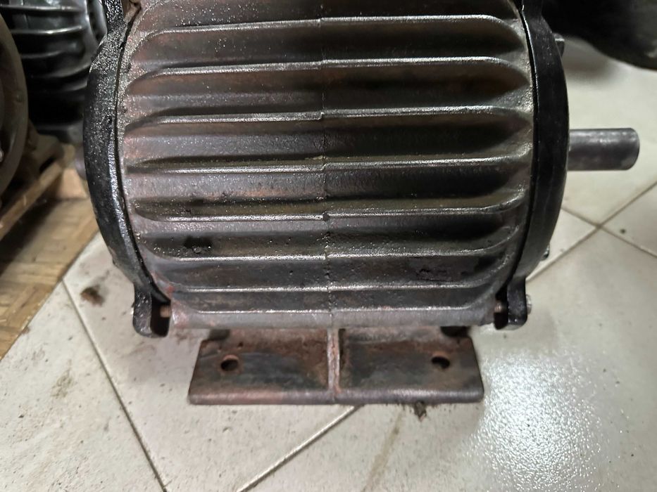 Электромотор Электродвигатель 2.2 Квт\1500 об