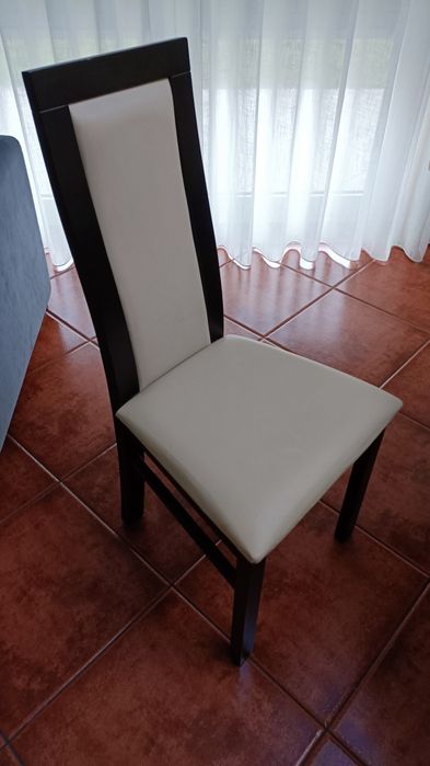 Mesa e 6 Cadeiras
