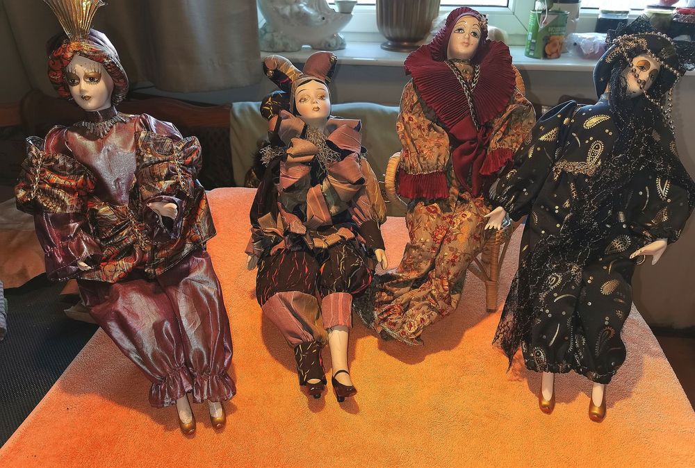 Arlekiny porcelanowe oryginalne weneckie lalki