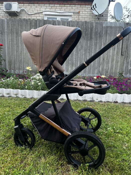 Коляска carrello