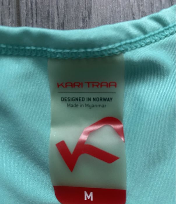 Жіноча Майка топ для фитнеса Kari Traa