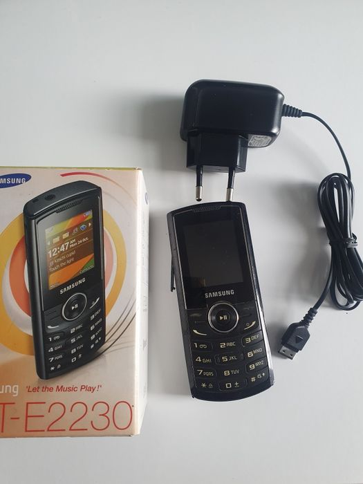 Telemóvel GT-E2230