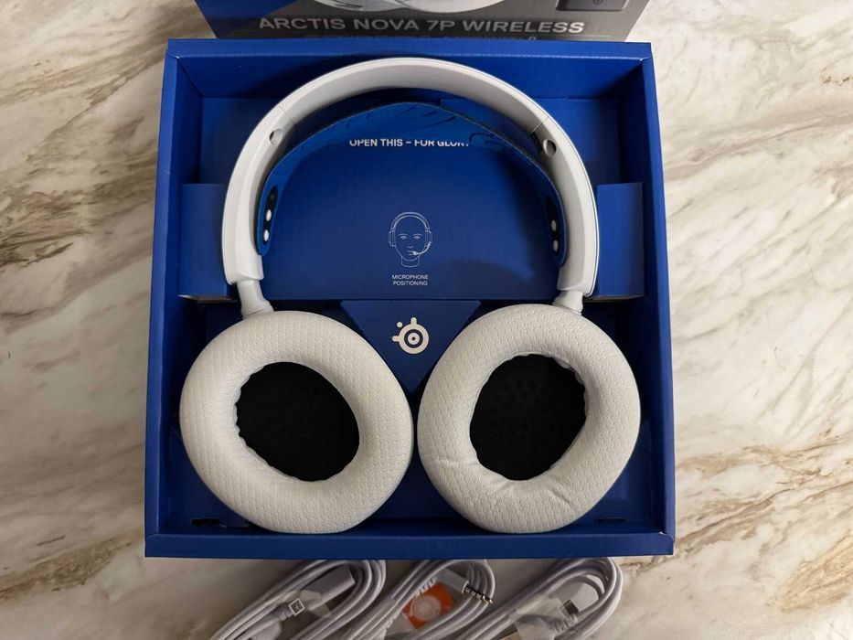 Steelseries Arctis Nova 7P White