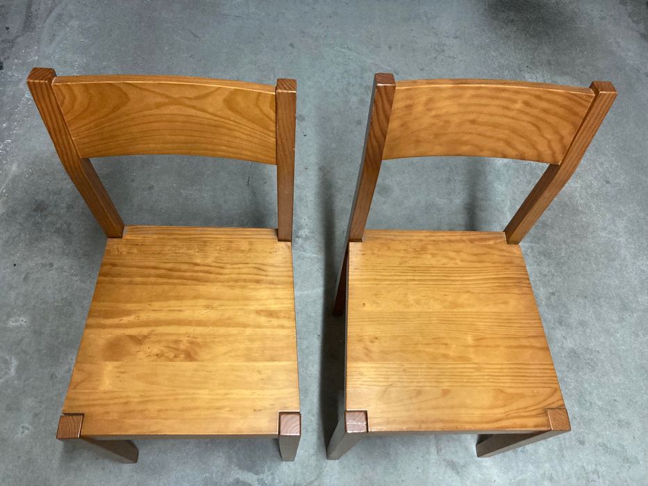 Cadeira em pinho (UMA)