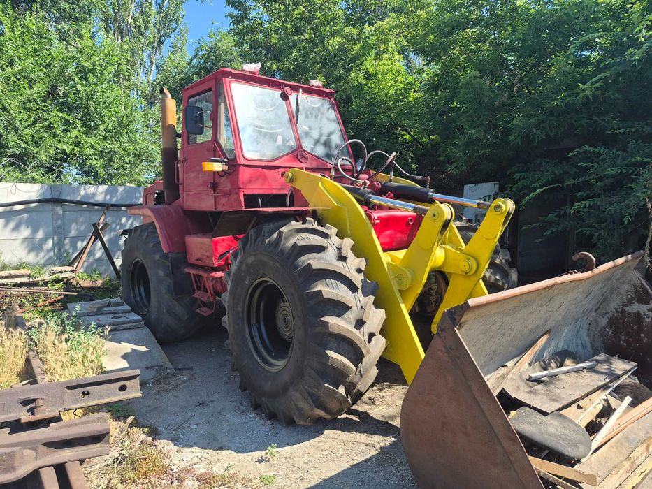Продаж  Навантажувач фронтальний Т-156А