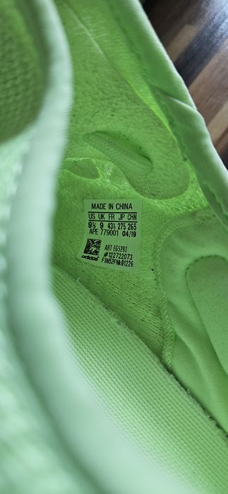 Adidas Yeezy Boost 350 V2 Glow