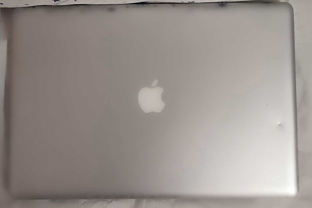 Apple MacBook Pro 17 A1297