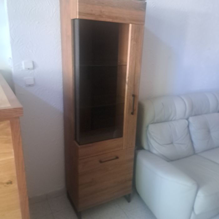 Sprzedam slupek i komode podświetlaną
