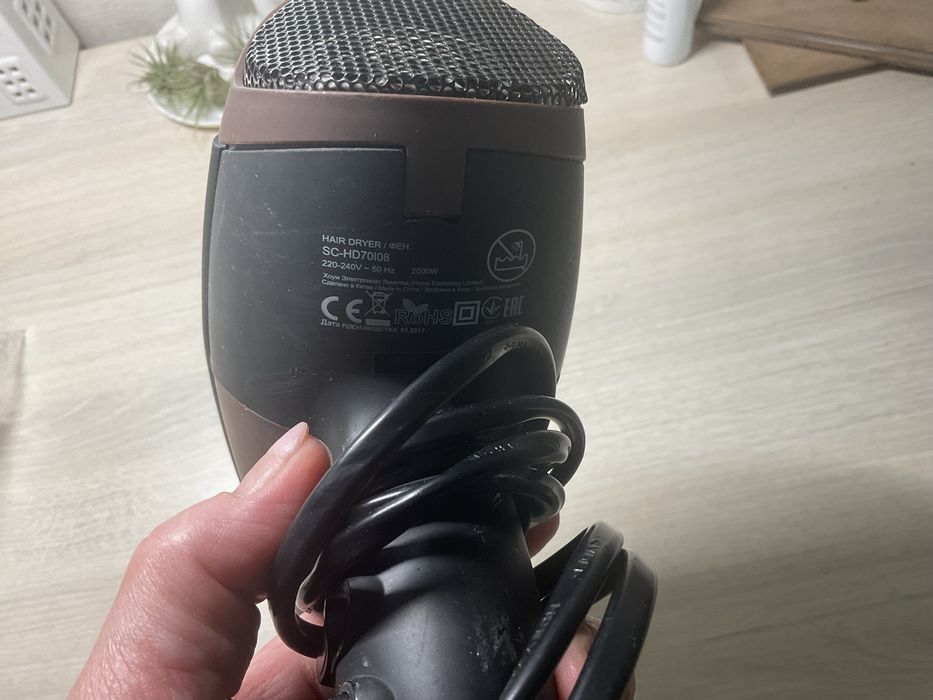 Фен Scarlett  2000w