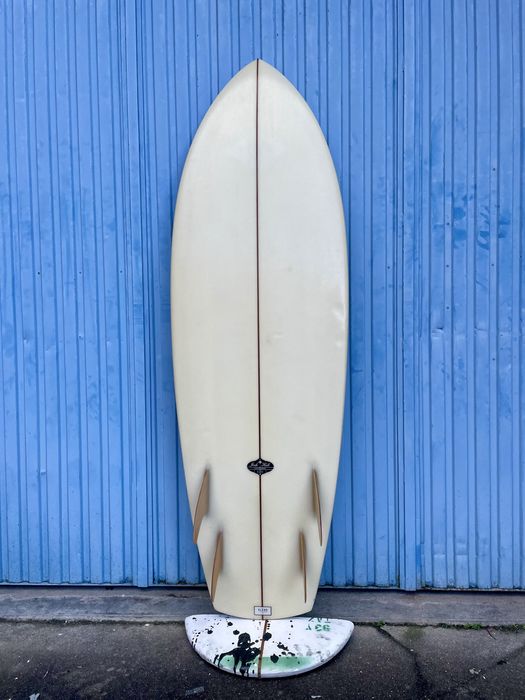 Josh Hall Gypsy 5’6 quad 101 fins
