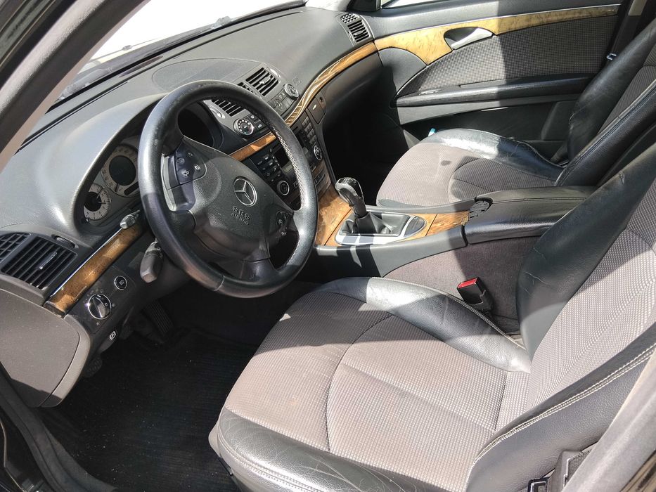 Carrinha Mercedes Benz E220