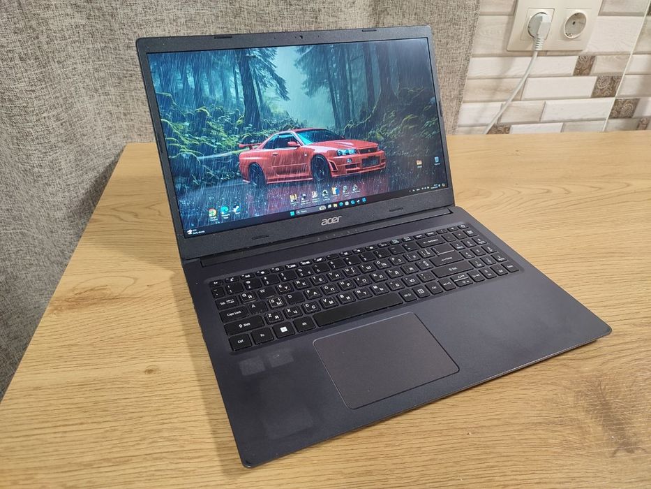 Acer Aspire Ryzen 5 / 2050 4gb