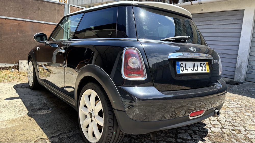 Mini Cooper D 1.6 110cv- conduçao Go Kart