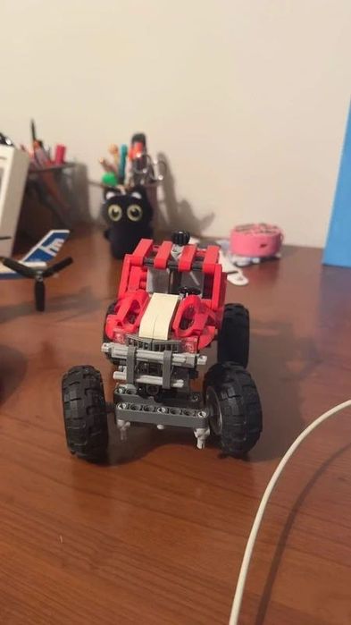 Lego Technic Rally Truck