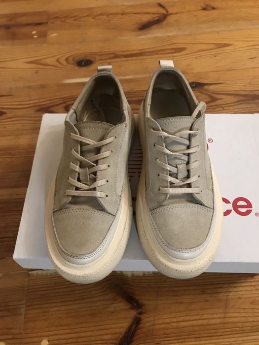 Продам кеди 34р.