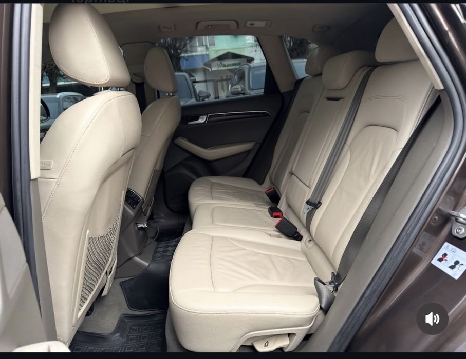 Ауді Q5 2010 року