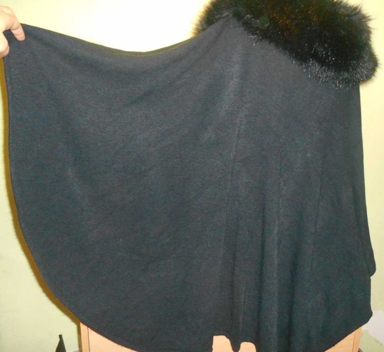 пончо накидка з хутром розмір універсальний