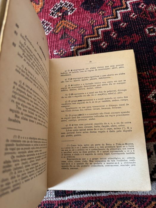 Livro Gramática De Português de Martins Sequeira