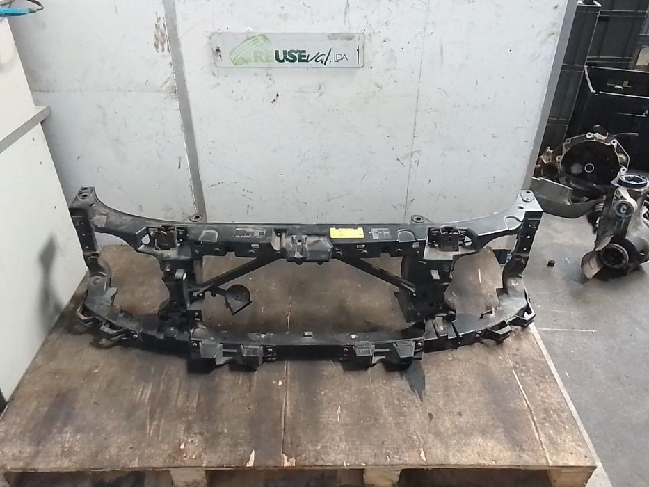 Frente Em Fibra Ou Chapa Land Rover Discovery Iii (L319)