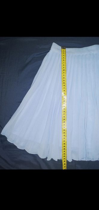 Mohito Collection plisowana mini spódnica,jasnoniebieska, XS(34),zamek