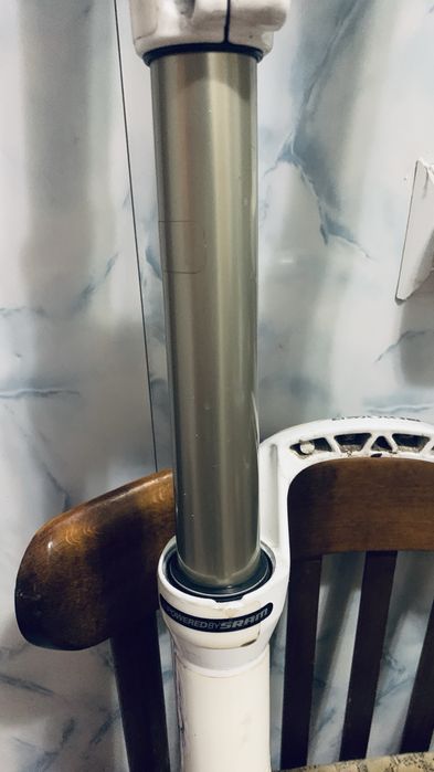 Вилка RockShox BOXXER WC 26