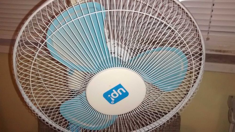 Вентилятор напольный 40см, на разборку или детали, бу