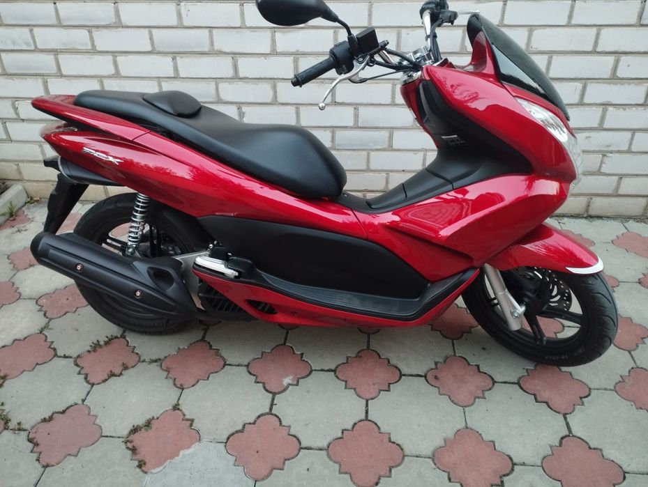 Скутер Honda PCX 150