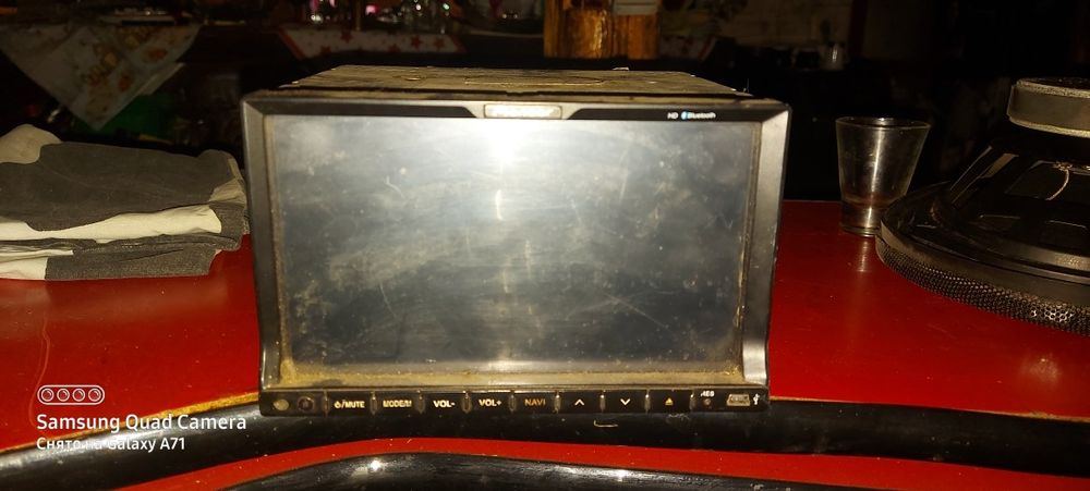 Автомагнитола  и две колонки