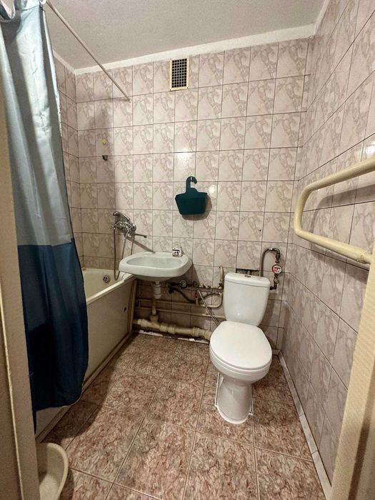 1к квартира Ближні Гречани, 8\10, 27кв, цегляний будинок