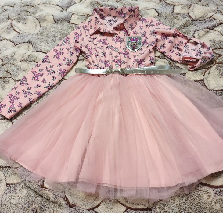 Сукні на довгий рукав для дівчинки