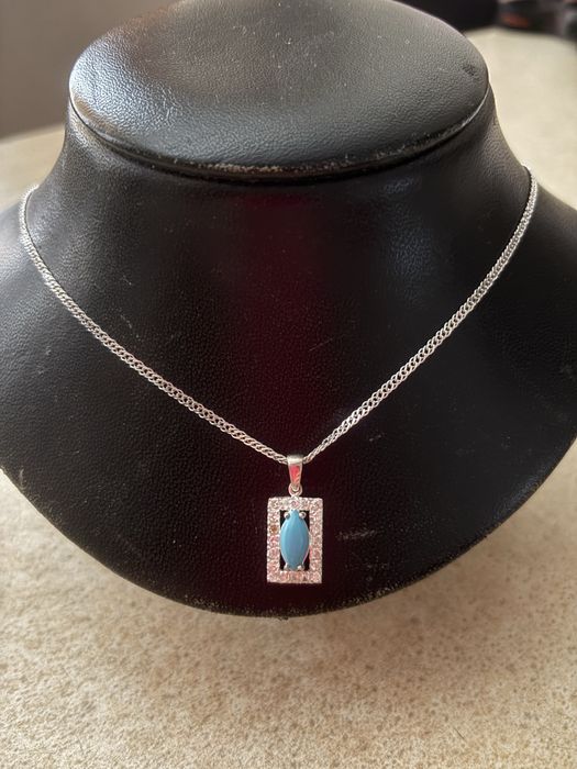 Срібна підвіска з бірюзою на ланцюжку