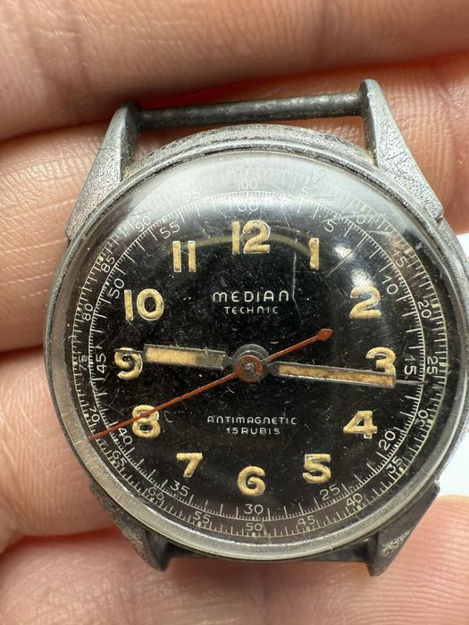 Zegarek Median Technic do naprawy